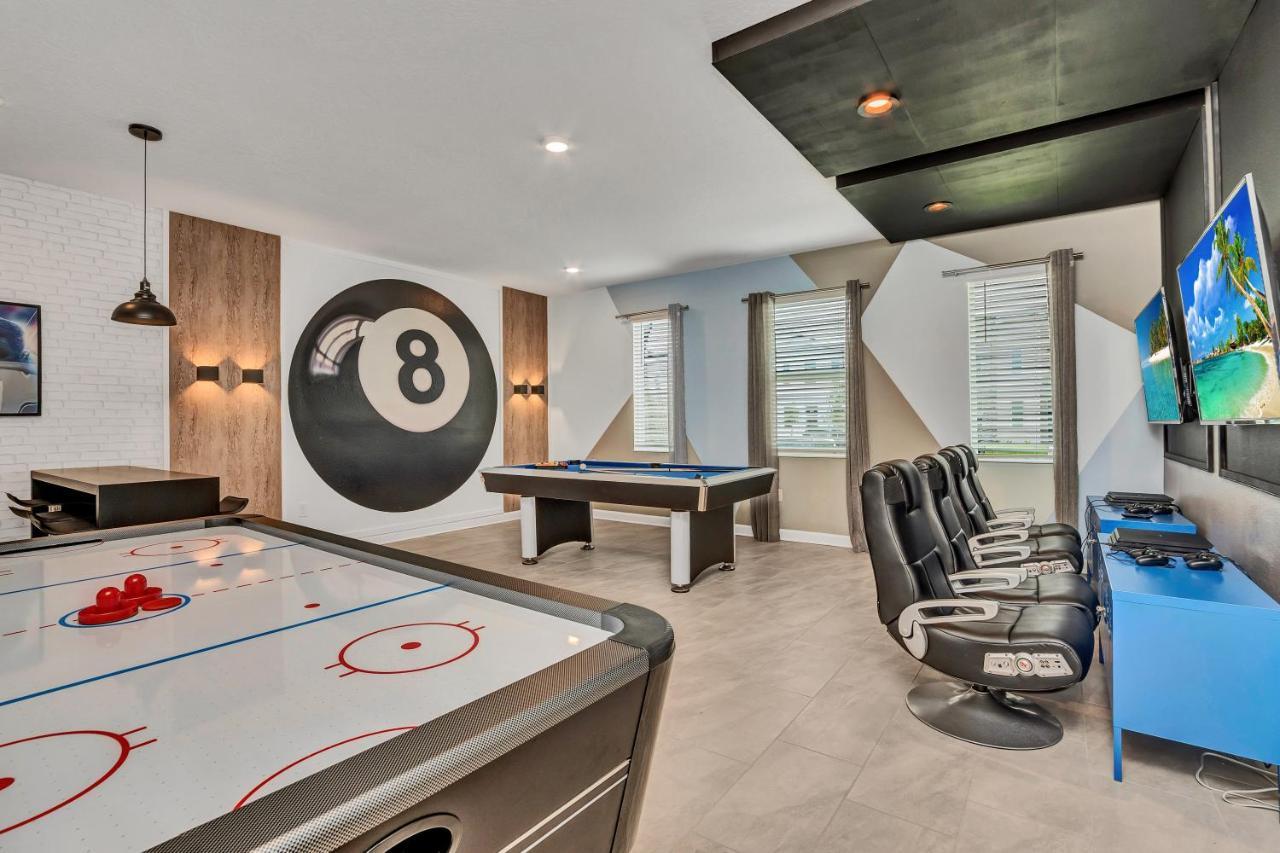 Wprivate Pool & Game Near Holiday home