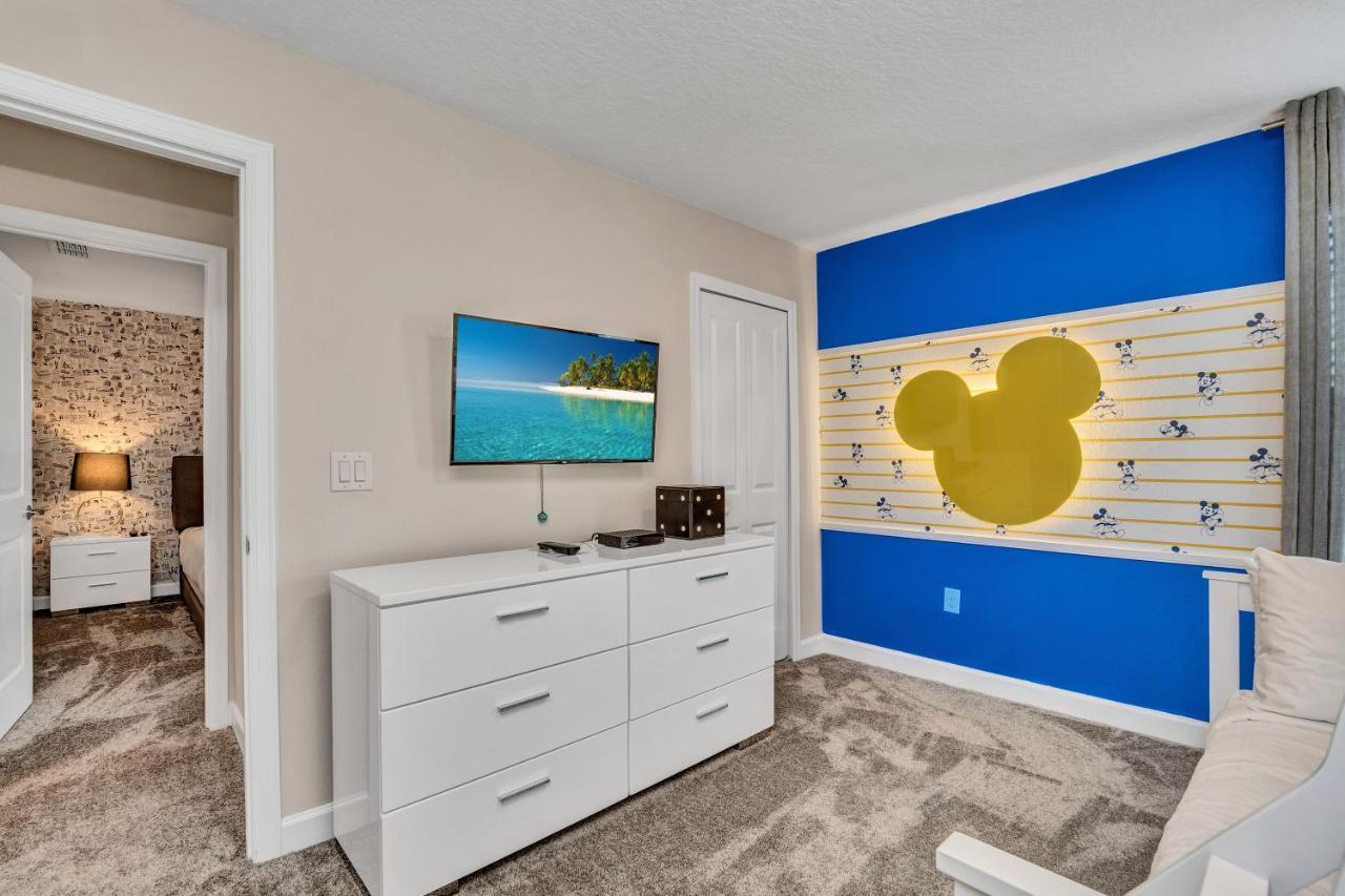Wprivate Pool & Game Near Kissimmee
